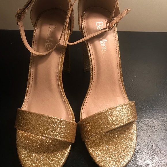 Gold chunky heels size 8 - Picture 2 of 3